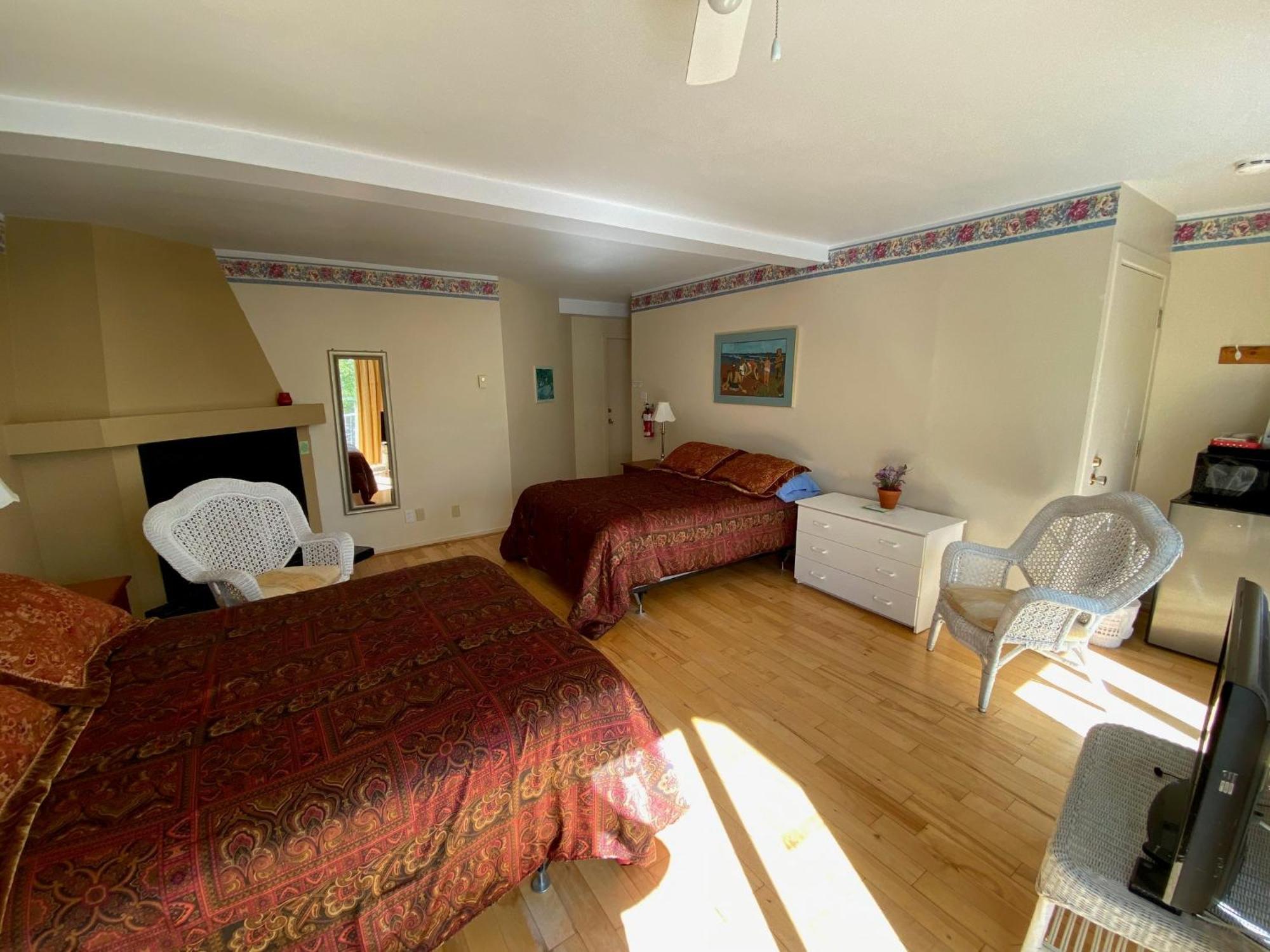 טאדוסאק Auberge Maison Gauthier מראה חיצוני תמונה