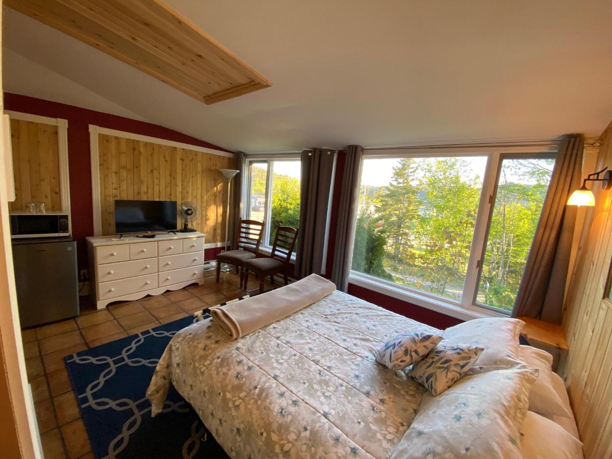 טאדוסאק Auberge Maison Gauthier מראה חיצוני תמונה